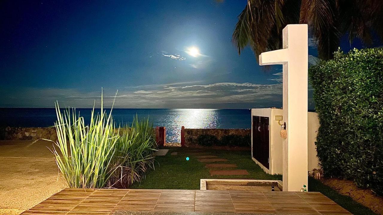 Absolute Beachfront Villa Ban Huai Yang Eksteriør billede