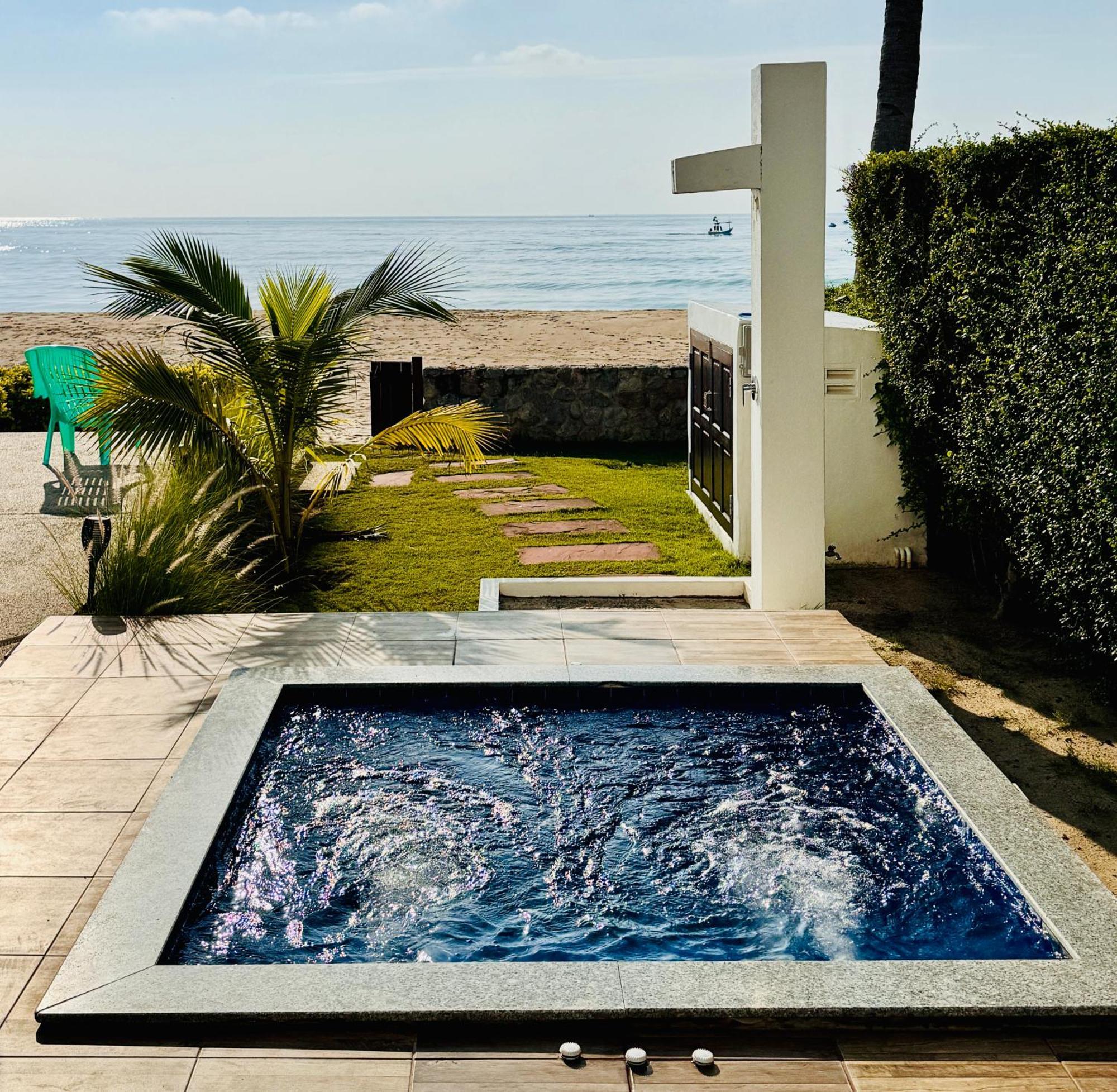 Absolute Beachfront Villa Ban Huai Yang Eksteriør billede