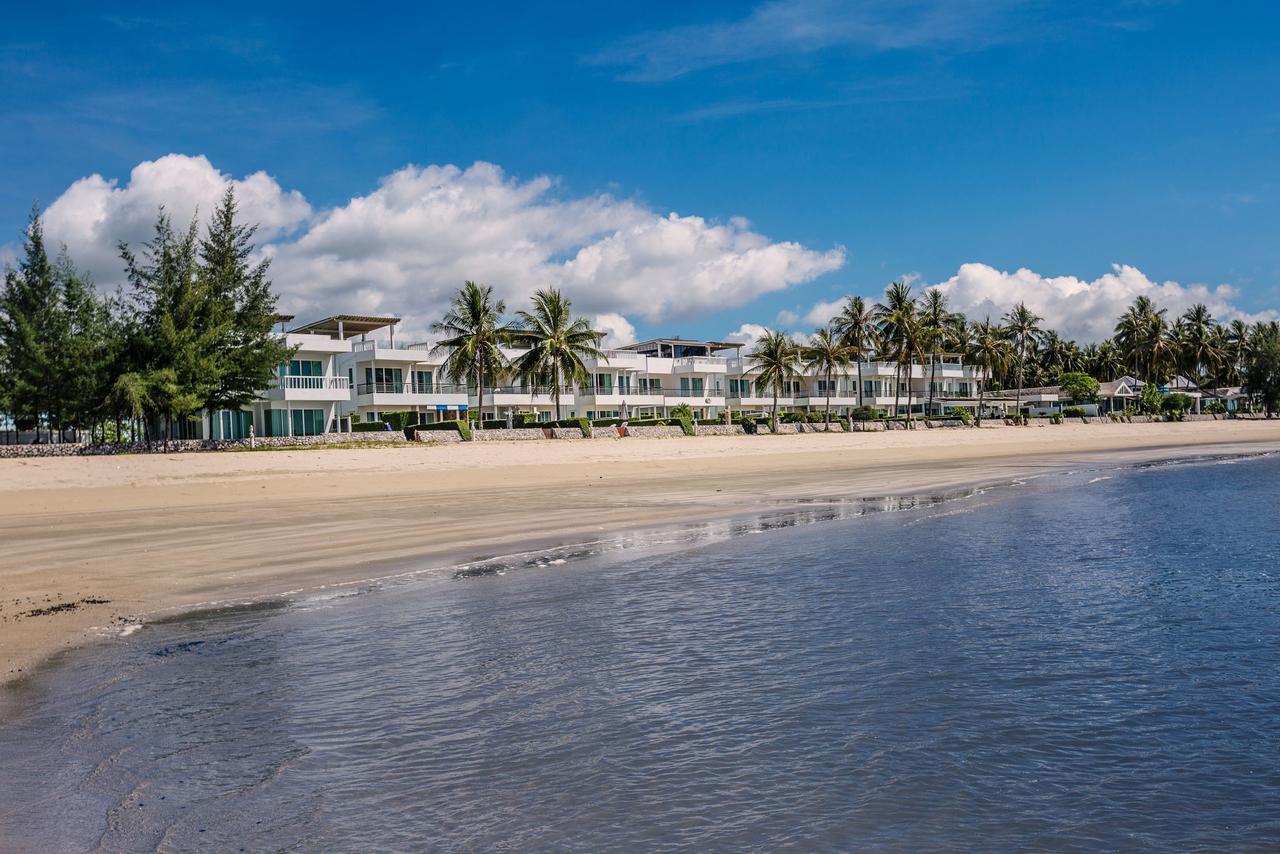 Absolute Beachfront Villa Ban Huai Yang Eksteriør billede