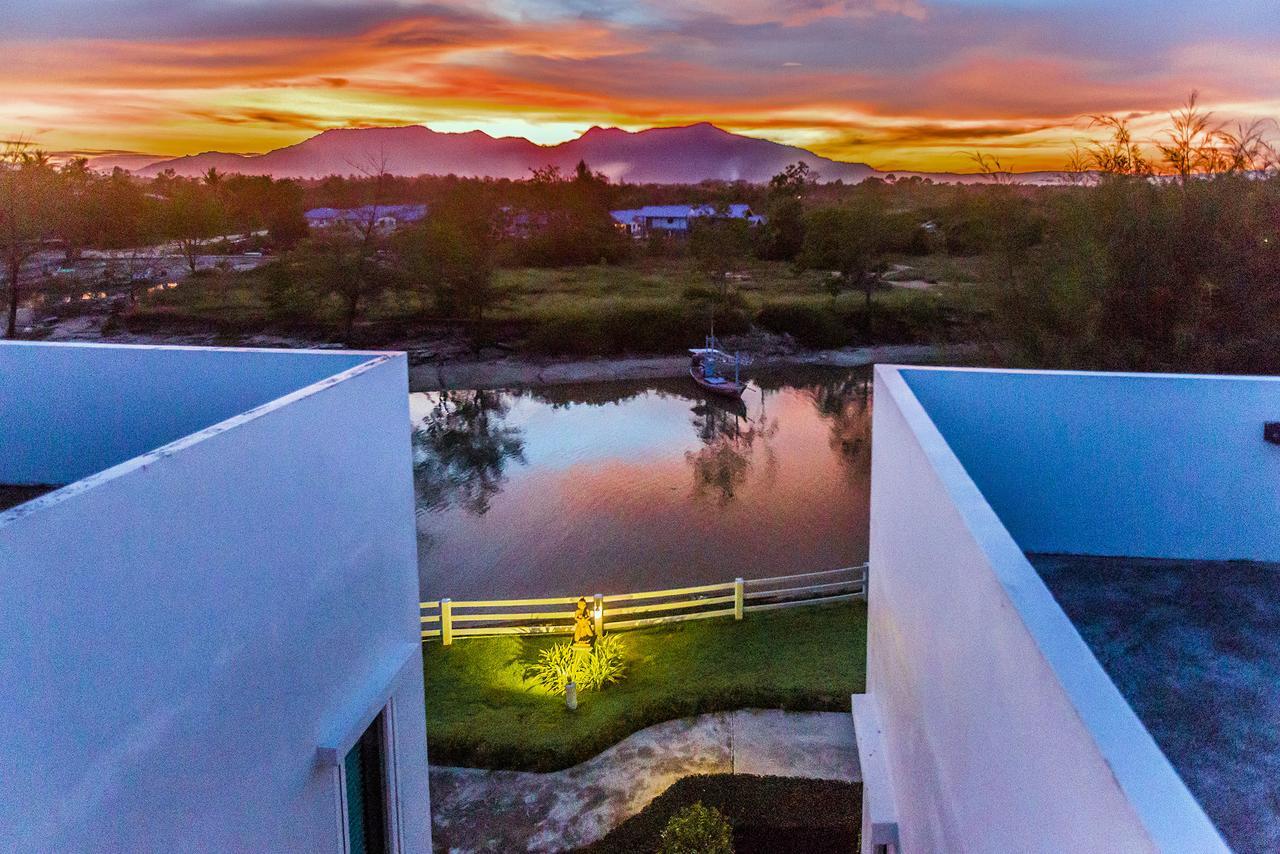 Absolute Beachfront Villa Ban Huai Yang Eksteriør billede